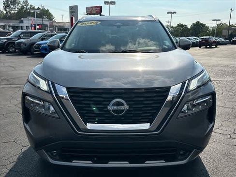 Used 2023 Nissan Rogue SL w/ SL Premium Package FWD image 9