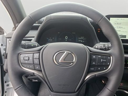 Used 2026 Lexus UX 300h 300h Premium w/ Accessory Package (Z1) image 20