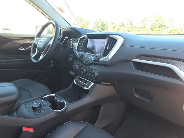 Used 2023 GMC Terrain SLT w/ Tech Package AWD/4WD image 22