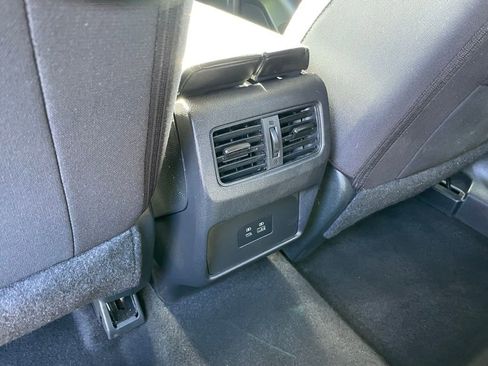 Certified 2022 Nissan Rogue SV FWD image 9