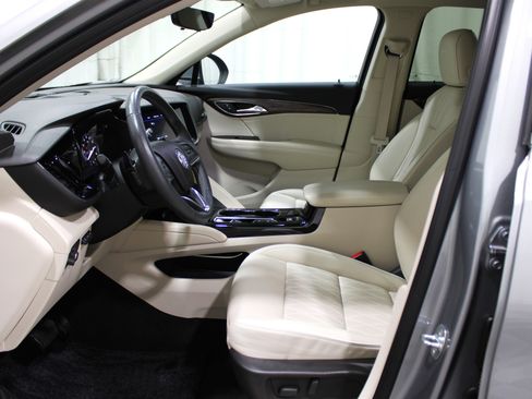 Used 2023 Buick Envision Avenir image 3