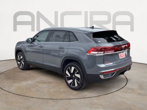 New 2026 Volkswagen Atlas Cross Sport SE image 6