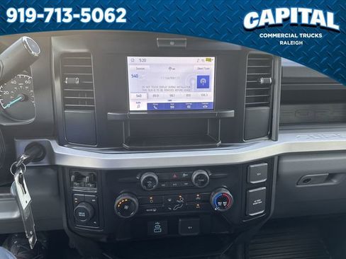 New 2025 Ford F550 4x4 Crew Cab image 27