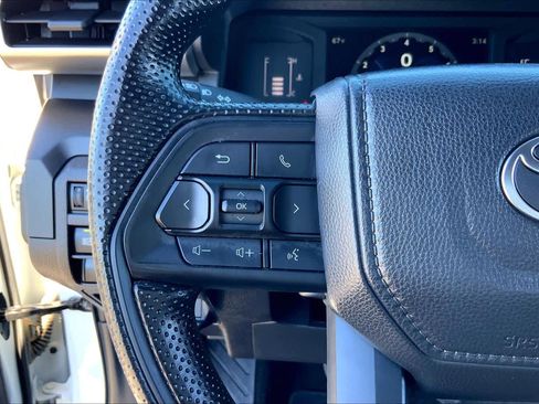 Used 2024 Toyota Tacoma SR image 22