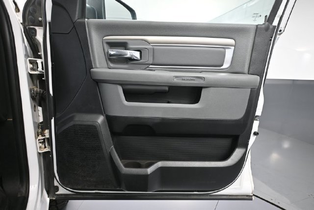 Used 2017 RAM 1500 Big Horn RWD image 34