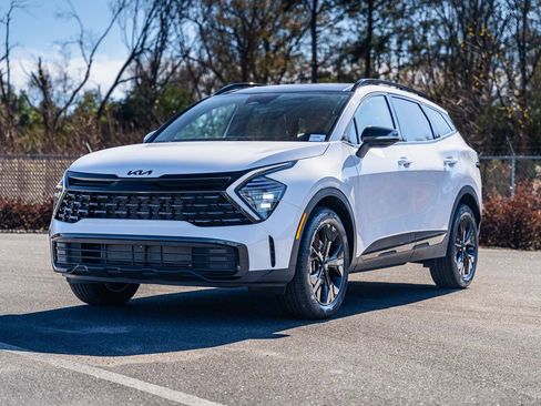 Used 2025 Kia Sportage X-Line w/ Premium Package image 3