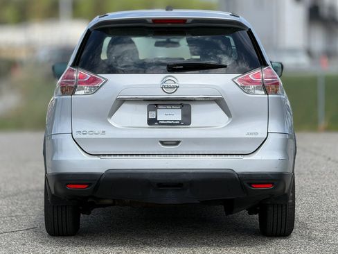 Used 2016 Nissan Rogue S image 4