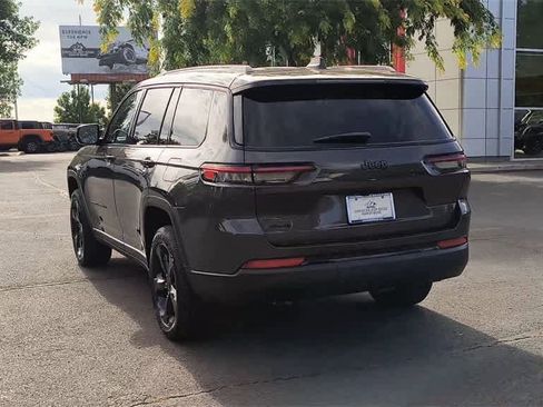 New 2025 Jeep Grand Cherokee L Laredo image 7