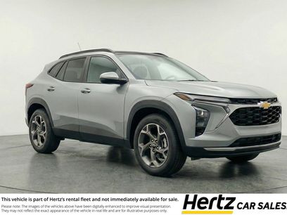 Used 2025 Chevrolet Trax LT w/ LT Convenience Package