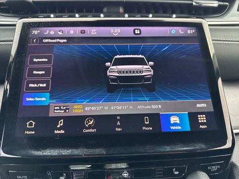 Certified 2023 Jeep Grand Cherokee L Limited w/ Trailer Tow Group (B) image 38