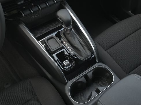 New 2026 GMC Canyon Elevation w/ Convenience Package RWD image 14