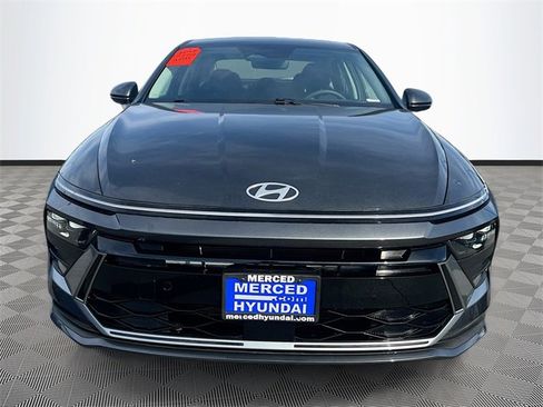 Used 2025 Hyundai Sonata SE image 2
