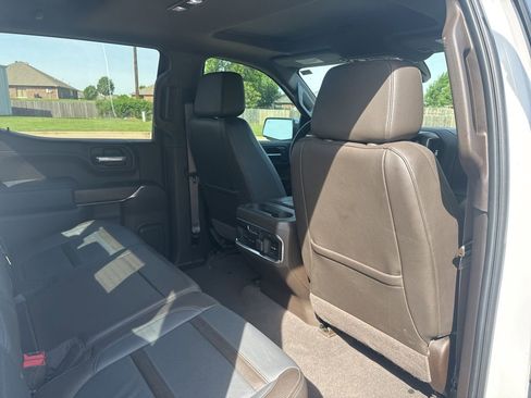 Used 2021 GMC Sierra 1500 Denali w/ Denali Ultimate Package AWD/4WD image 11