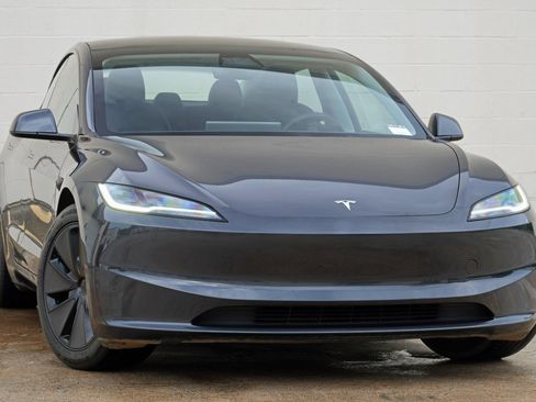 Used 2024 Tesla Model 3 RWD image 4