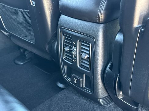 Certified 2021 Jeep Grand Cherokee Laredo X image 17