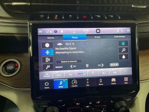 Certified 2021 Jeep Grand Cherokee L Summit w/ Luxury Tech Group V image 16