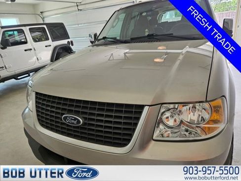 Used 2006 Ford Expedition XLT image 1