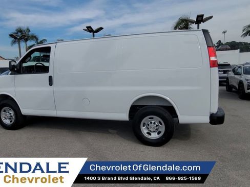 New 2026 Chevrolet Express 2500 w/ Driver Convenience Package RWD image 6