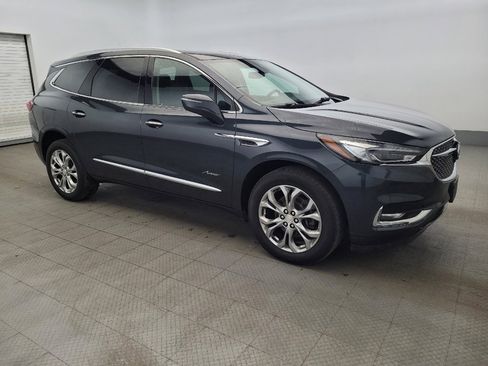 Used 2019 Buick Enclave Avenir w/ Avenir Technology Package image 11