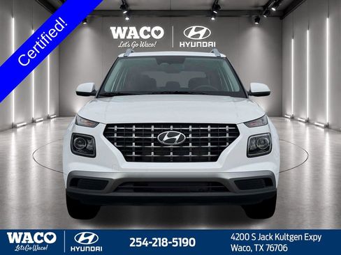 Used 2026 Hyundai Venue SEL FWD image 2