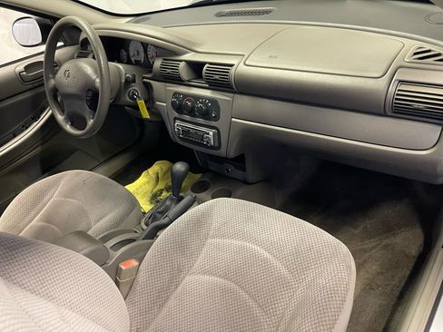 Used 2004 Dodge Stratus SE FWD image 13
