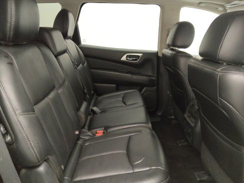 Used 2017 Nissan Pathfinder SL w/ SL Premium Package FWD image 19