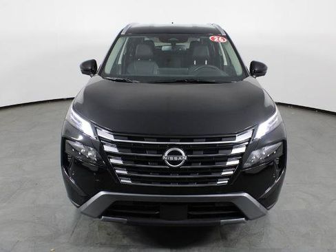 Certified 2026 Nissan Rogue SL AWD/4WD image 13