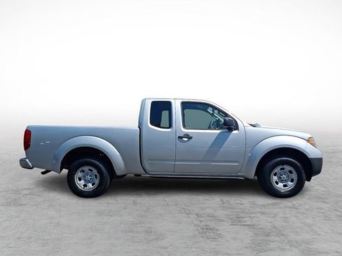 Used 2015 Nissan Frontier S RWD image 7