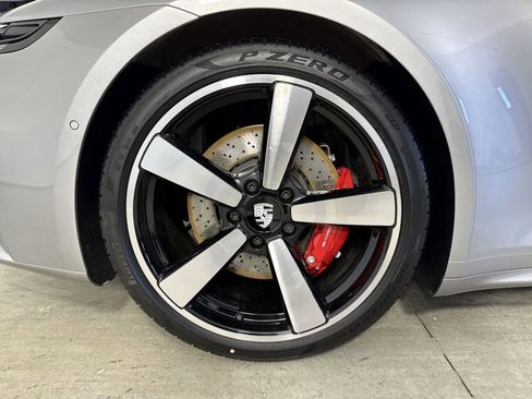 New 2026 Porsche 911 Carrera 4S image 16