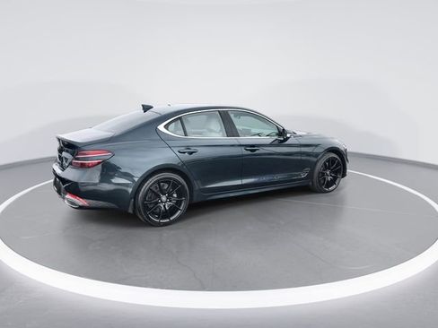 Used 2023 Genesis G70 3.3T image 8