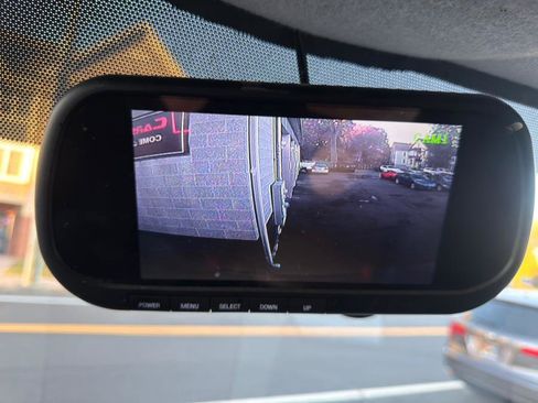 Used 2018 Mercedes-Benz Sprinter 2500 image 17