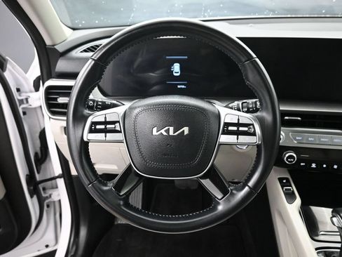 Used 2024 Kia Telluride S w/ S Sunroof Package FWD image 26