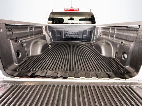 Used 2022 Chevrolet Colorado W/T w/ WT Convenience Package image 33