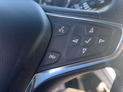 Used 2020 Chevrolet Bolt LT FWD image 14