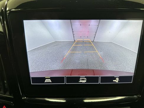 Used 2023 Chevrolet Traverse LT w/ LPO, Floor Liner Package AWD/4WD image 35