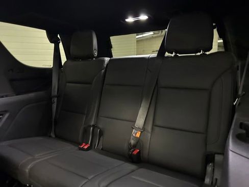 Used 2022 Chevrolet Tahoe LT w/ Luxury Package AWD/4WD image 22