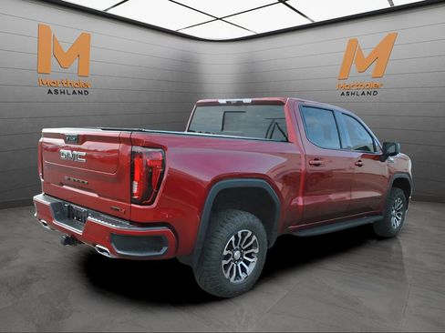 Used 2023 GMC Sierra 1500 AT4 w/ AT4 Premium Package AWD/4WD image 4
