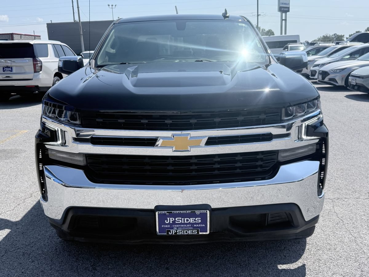 Used 2022 Chevrolet Silverado 1500 LT w/ Bed Protection Package RWD image 2