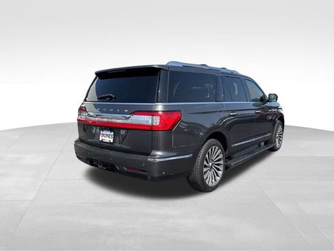 Used 2018 Lincoln Navigator L Reserve w/ Technology Package image 4