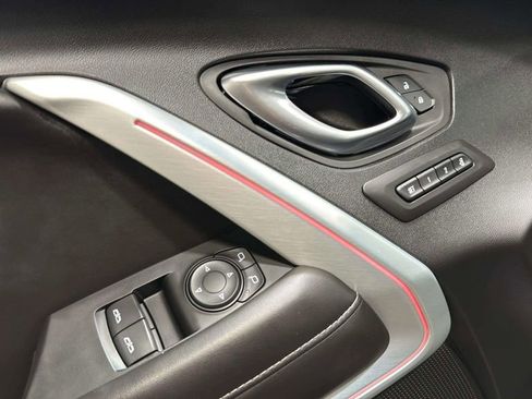 Used 2018 Chevrolet Camaro SS w/ Redline Edition RWD image 16