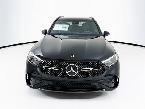 New 2026 Mercedes-Benz GLC 300 image 2