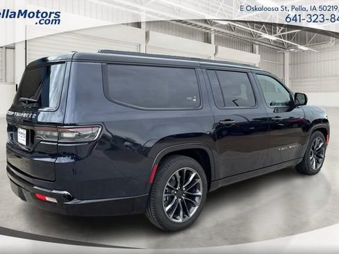 Used 2025 Jeep Grand Wagoneer L Series III w/ Rear Seat Video Group 1 image 3