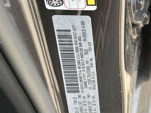 Used 2020 RAM 1500 Laramie AWD/4WD image 15
