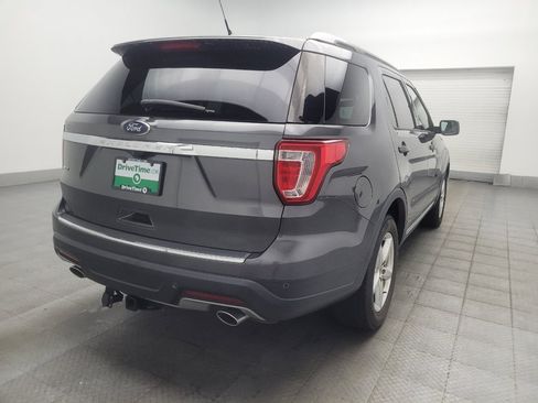 Used 2018 Ford Explorer XLT w/ Equipment Group 202A FWD image 9