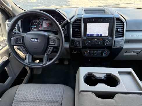 Used 2021 Ford F250 XLT w/ XLT Premium Package AWD/4WD image 28