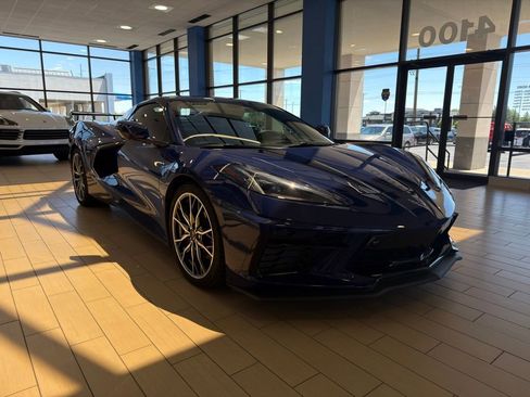 Used 2025 Chevrolet Corvette Stingray Preferred Conv w/ Stealth Interior Trim Package RWD image 7