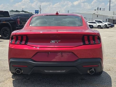 Used 2024 Ford Mustang GT Premium RWD image 4