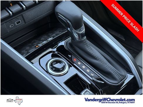 New 2026 Chevrolet Colorado LT w/ LT Convenience Package AWD/4WD image 17