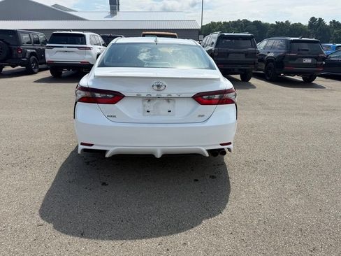 Used 2023 Toyota Camry SE FWD image 8