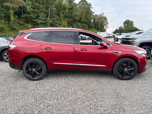 Used 2024 Buick Enclave Essence w/ Sport Touring Edition AWD/4WD image 5
